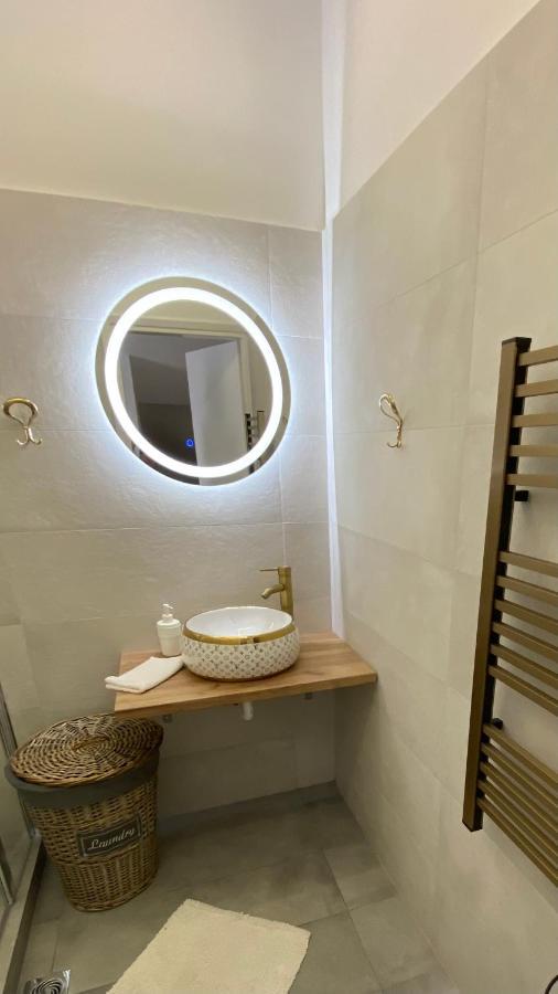 Patras Golden Suite Exteriér fotografie