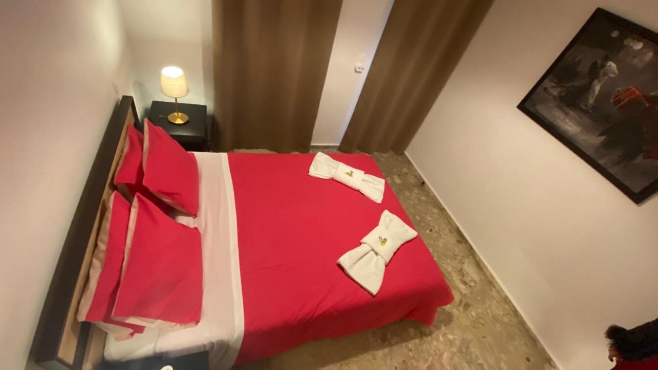 Patras Golden Suite Exteriér fotografie