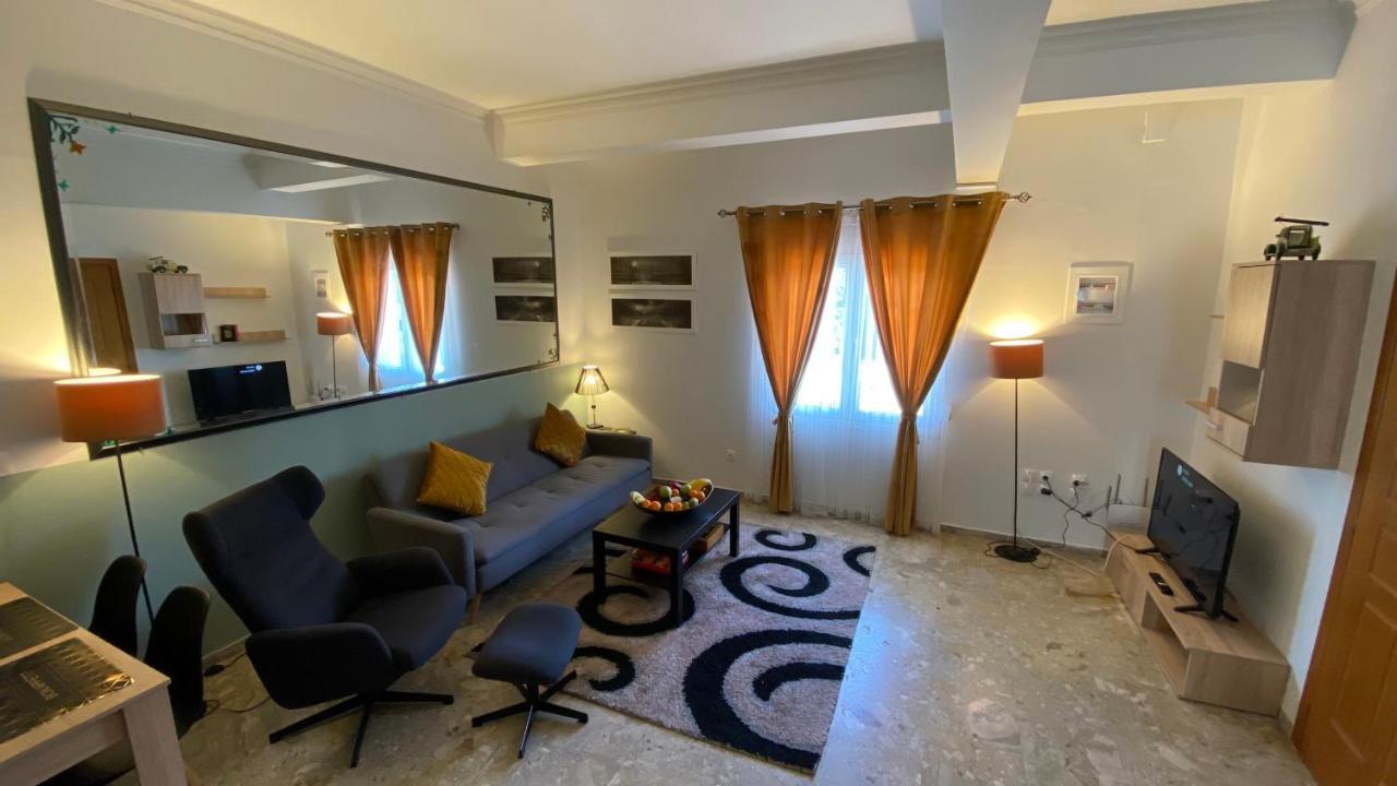 Patras Golden Suite Exteriér fotografie