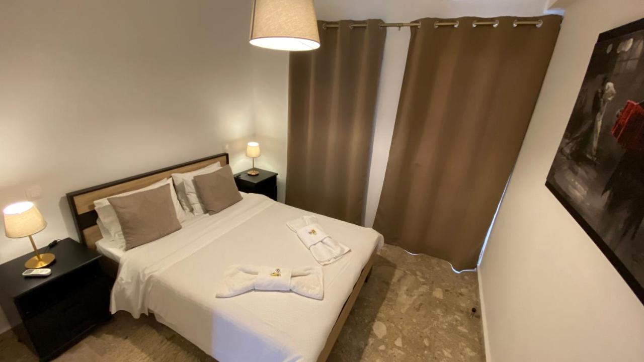 Patras Golden Suite Exteriér fotografie