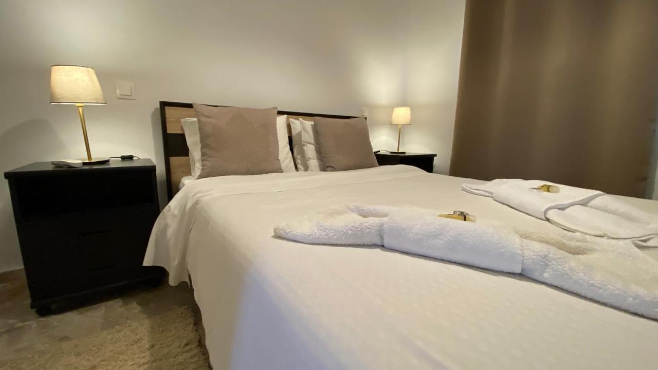 Patras Golden Suite Exteriér fotografie