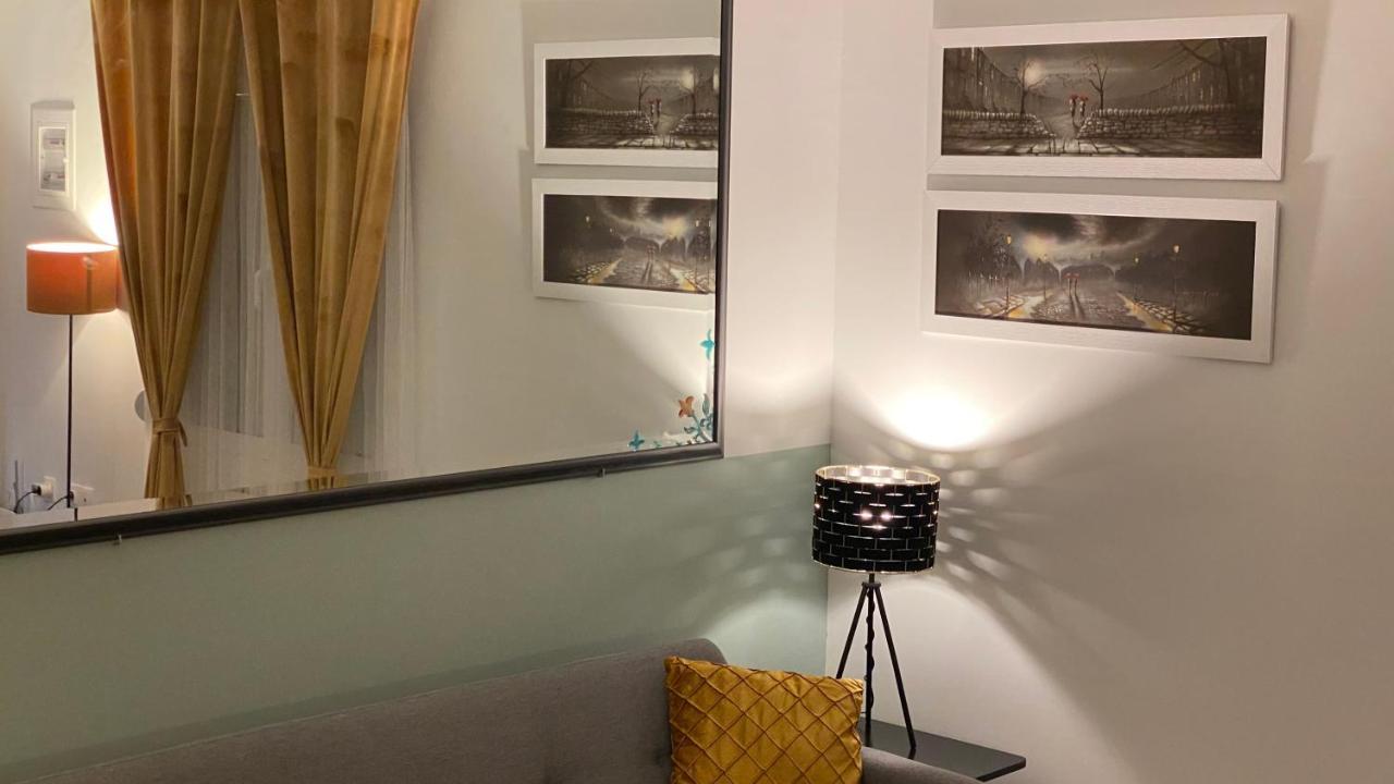 Patras Golden Suite Exteriér fotografie